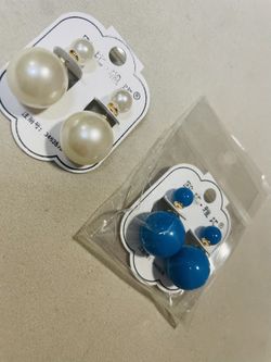 Cute Pearl Stud Earrings!