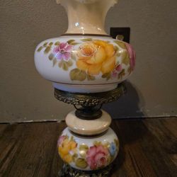 Vintage GWTW Electric 3 Way Hurricane Lamp
