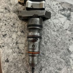 International DT466E diesel Engine Fuel Injector P# 1830560C1