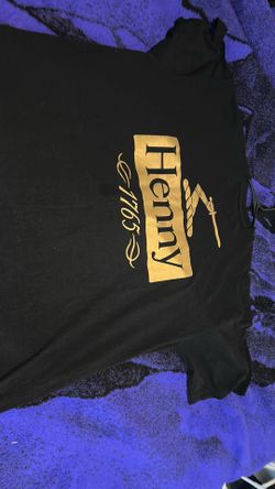 Vintage Hennessy shirt from 2000s