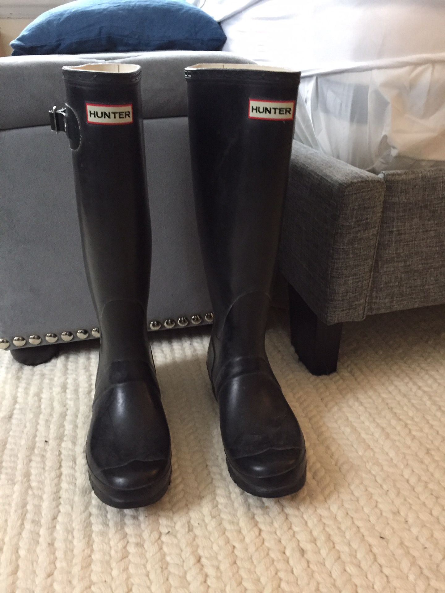 Women’s Tall Hunter Rain Boots-Size 9