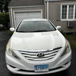 2011 White Hyundai Sonata GLS