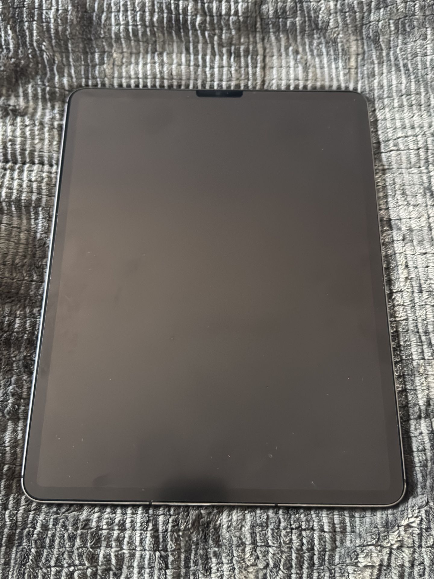 iPad Pro 12.9” 256 GB cellular ( AT&T) ( 2021) With Apple Pencil