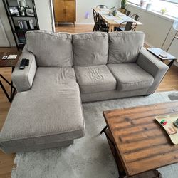 Sofa Chase In Good Condition