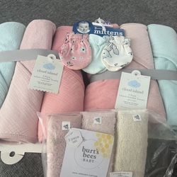 NEW WITH TAGS baby Bath Items 