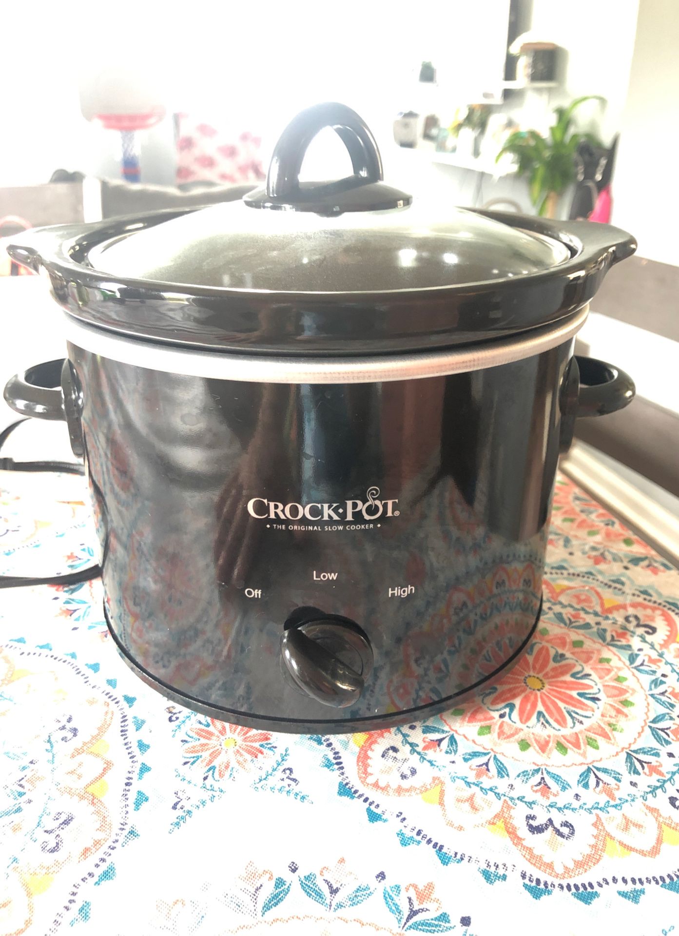 Small crock pot