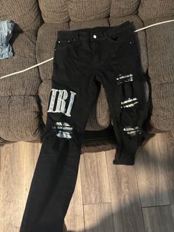 Amiri jeans size 32 read description
