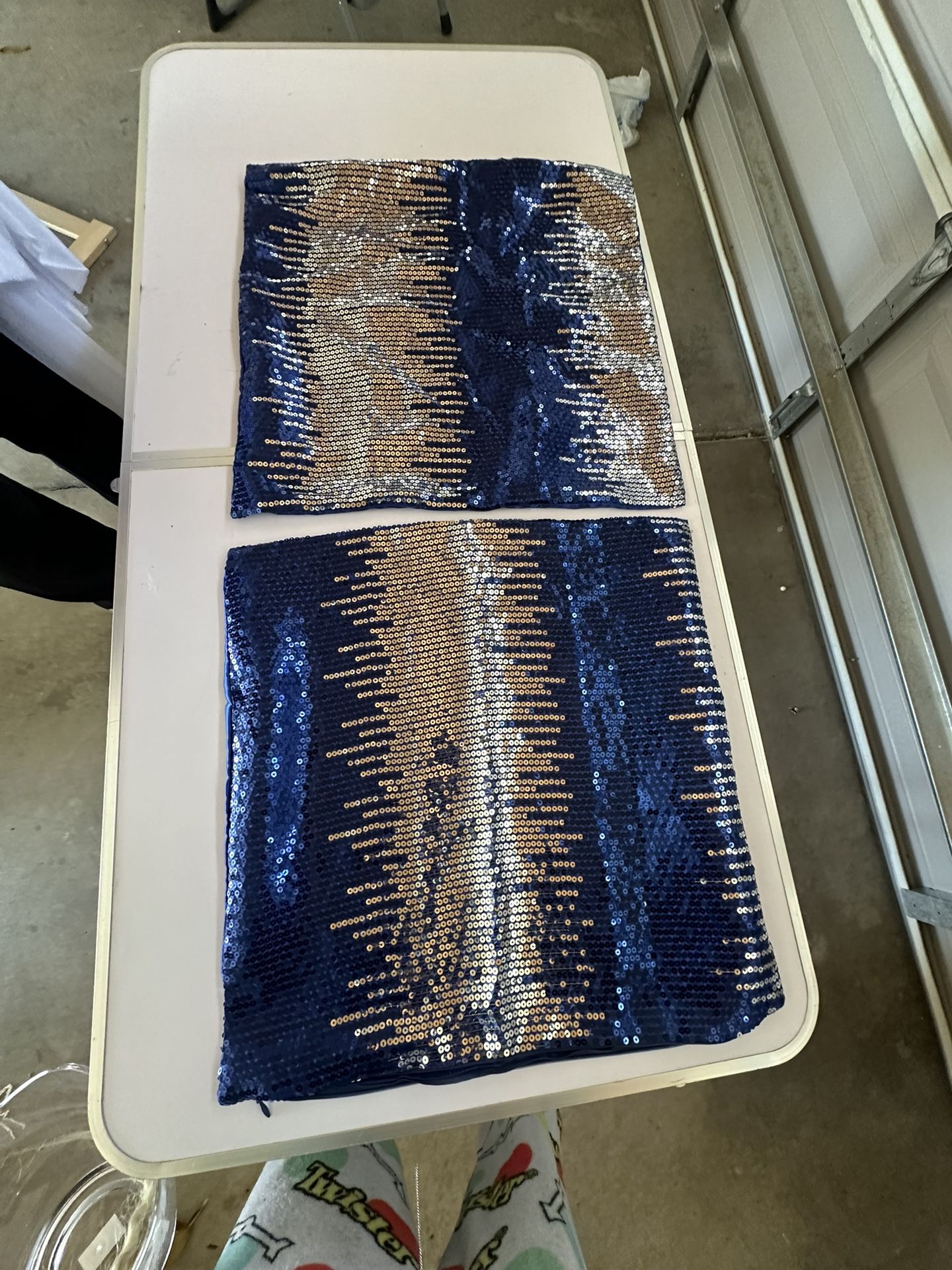 Sequence, navy blue and silver pillowcase cover