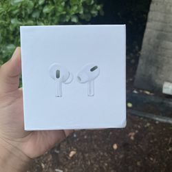 Airpods Pro 2nd Generation Magesafe Charging Case