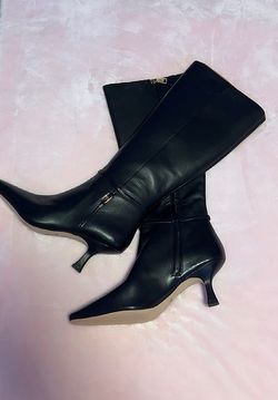Knee High/Kitten heel Coach Boots Size11
