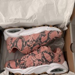 Nike Nocta Hot Step Air Terra 