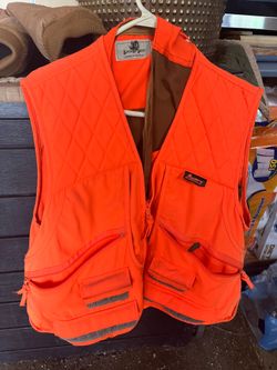 Hunting jacket with hunting vest