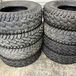Speed UTV Tires Used 32/9.5/15