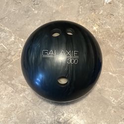 Brunswick Galaxie 300 Bowling Ball