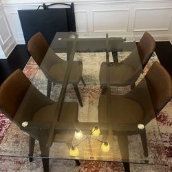 Dining Room Table 