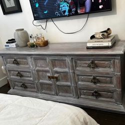 Vintage Drexel Heritage Dresser/Sideboard