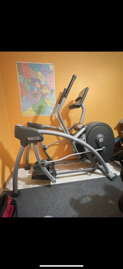 Elliptical Machine. CYBEX 350A Arc Trainer. for Sale in Houston, TX -  OfferUp