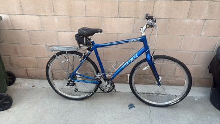 Large frame Trek 7.6