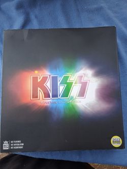 BST AXN 2022 The Loyal Subjects KISS Signature Colors 4-Pack 2022 Con. Exclusive