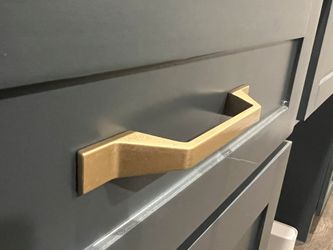 Cabinet Pull Hardware Assorted Colors And Models