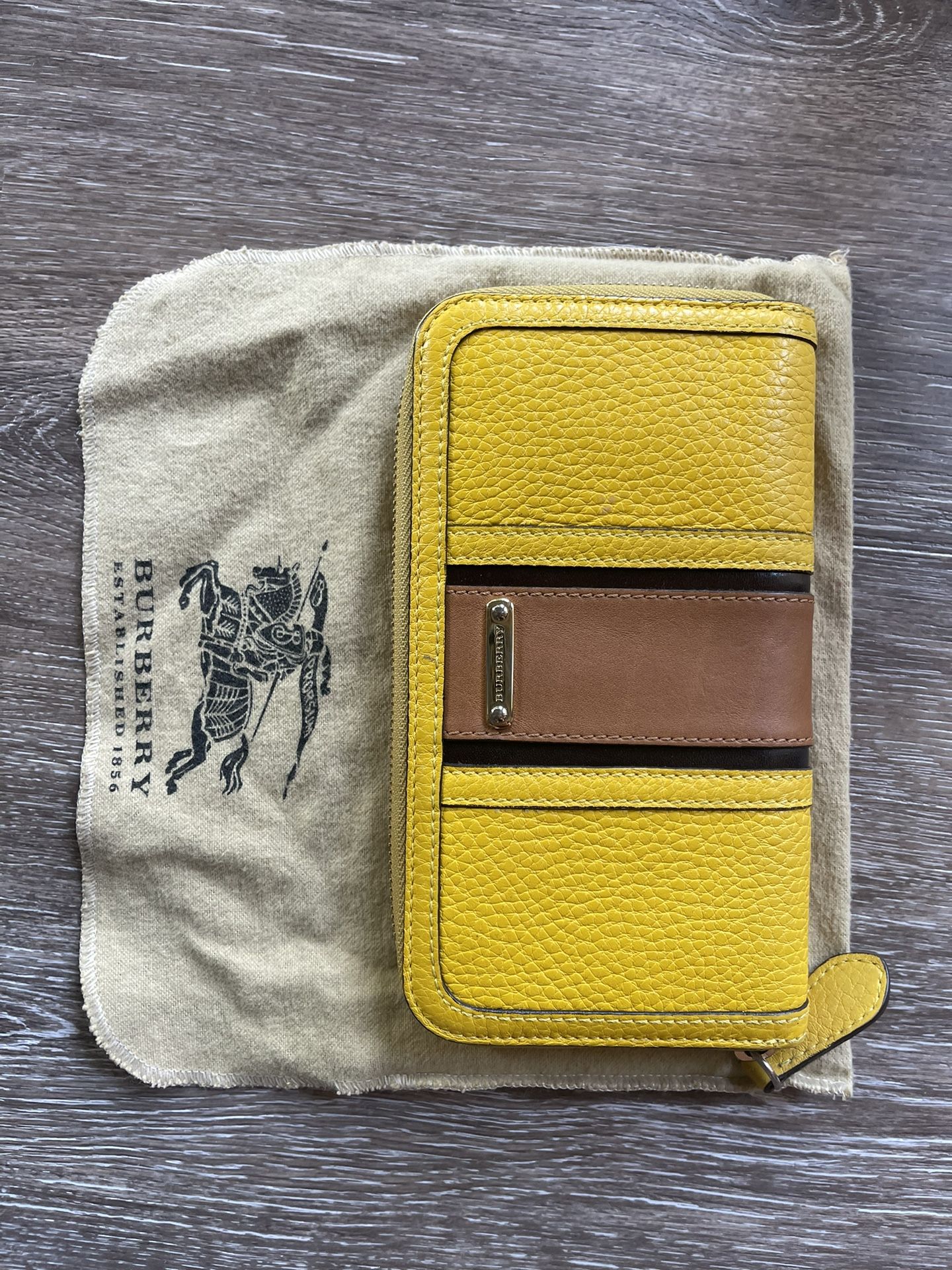 Burberry Ziggy Saffron Yellow Clutch Purse With Bag And Box