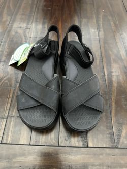 Women’s Shoes