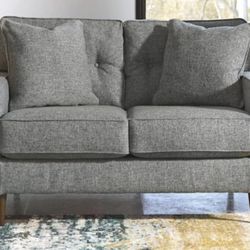 Zardoni Loveseat 