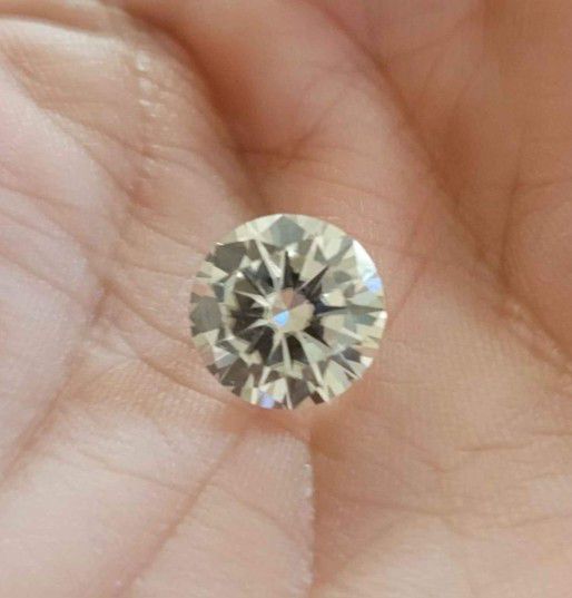 2.96 Ct VVS1/9.52 MM NEAR WHITE COLOR ROUND Natural LOOSE MOISSANITE DIAMOND(Stone Only)  for Rings or Jewelry

Stone: 2.96 CT VVS1 OFF WHITE Moissani