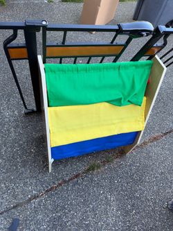 Kids bookshelf