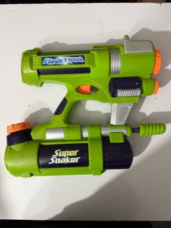 Vintage 2005 Super Soaker Flash Flood SoakerTag Elite Green Water Blaster Hasbro