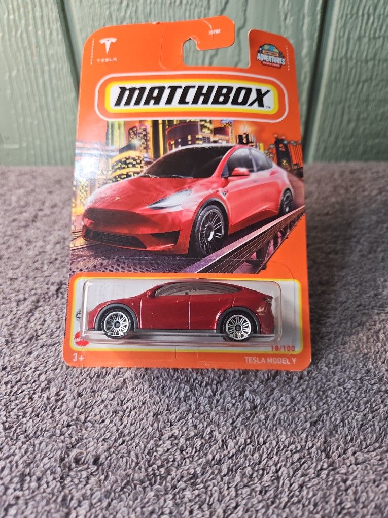 Matchbox Tesla Model Y Red #18 18/100 2022 Basic Car