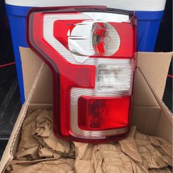 2018-2020 F-150 Stock Driver Tail Light