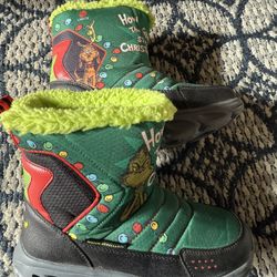 Grinch Rain/ Snow Boots Kids Size 2 
