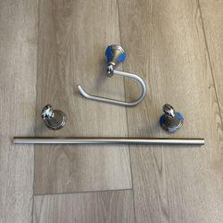 2-Piece Bathroom Towel and TP 