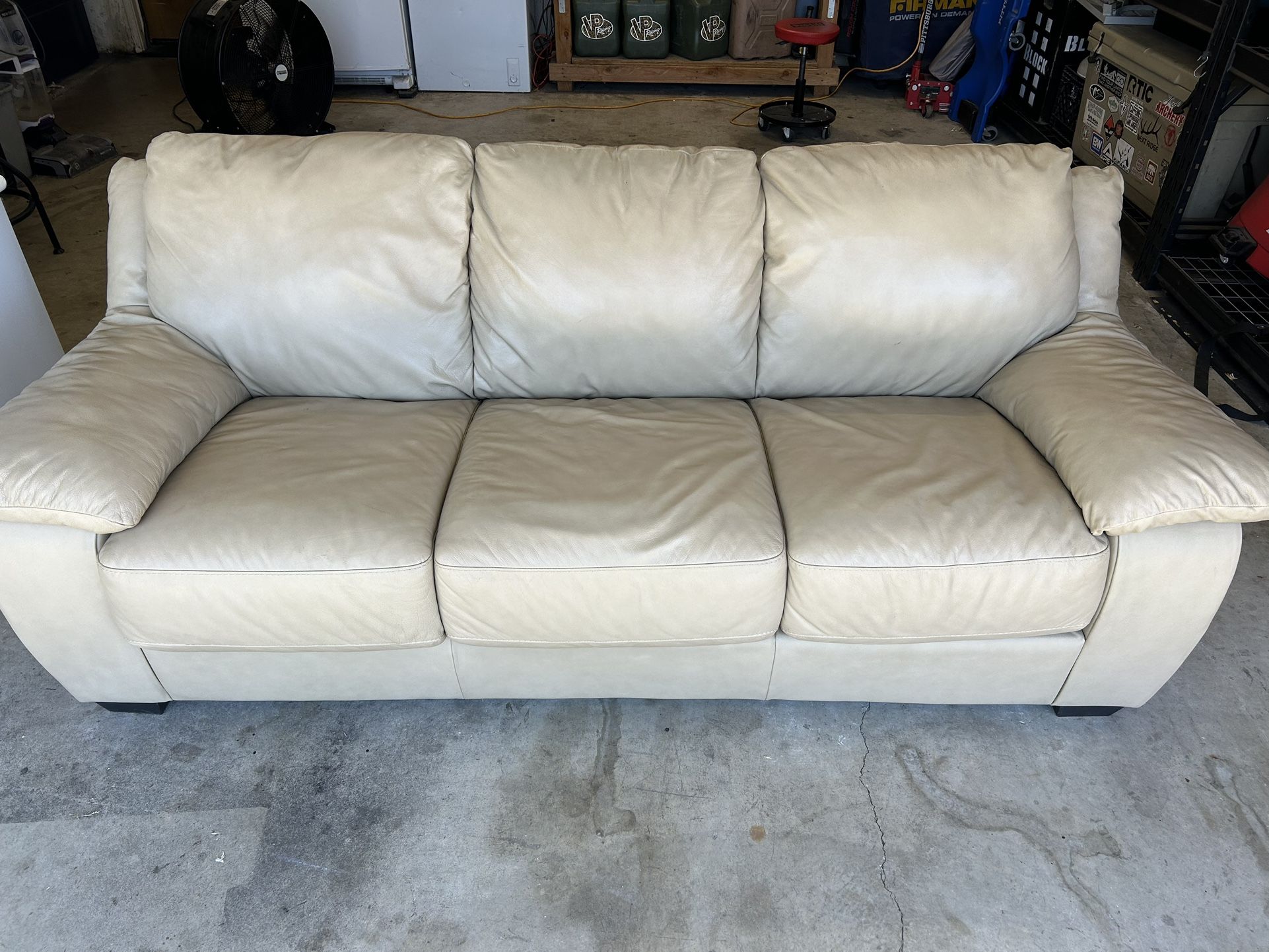 Italsofa leather couch- Hide a bed.  