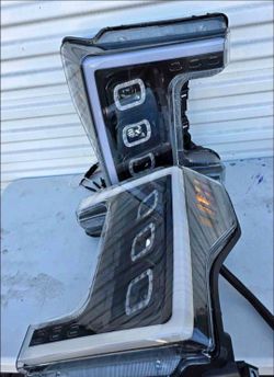 17-19 Ford F-250-F-550 Headlights Faros Calaveras Micas Luces Lamps