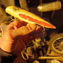 Old Fishin Lures