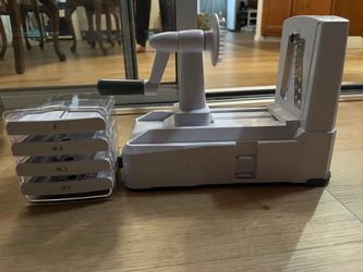 Vegetable Spiralizer