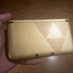 Nintendo 3DS XL legend of Zelda link between worlds limited edition