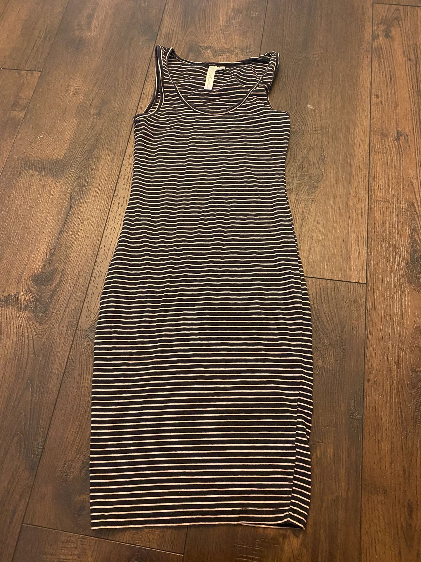 Junior Girls Black Pink Striped Body Con Dress Size Medium By Feathers #6