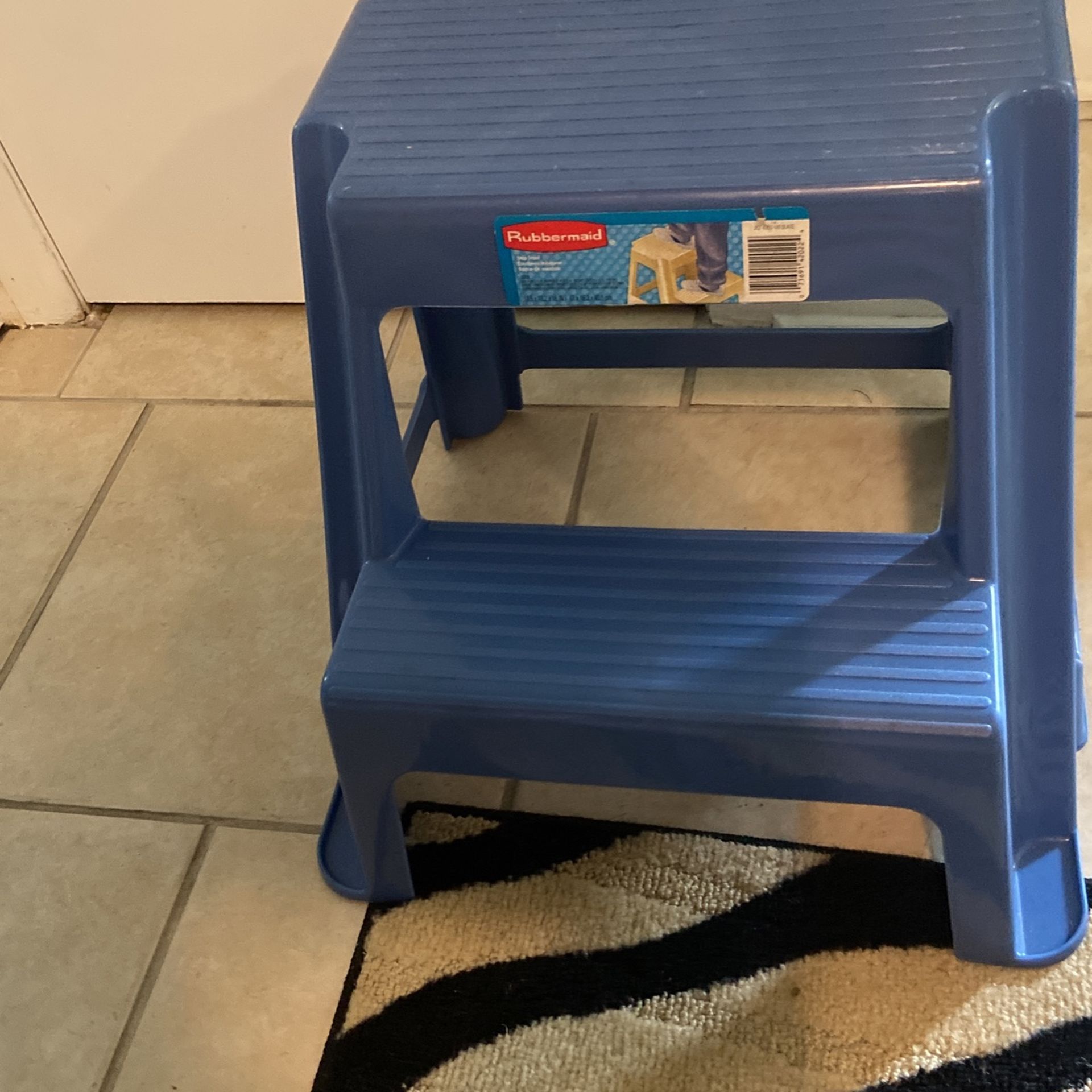 Plastic stool stepstool