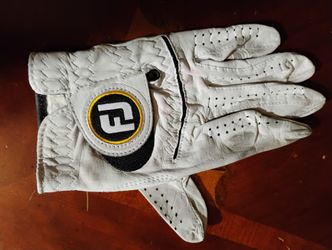 PGA Tour Zach Johnson Autographed Glove