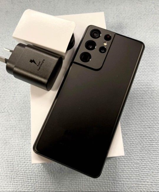 Samsung Galaxy S21 Ultra,  Factory Unlocked,  Excellent Condition,  LIKE NEW 