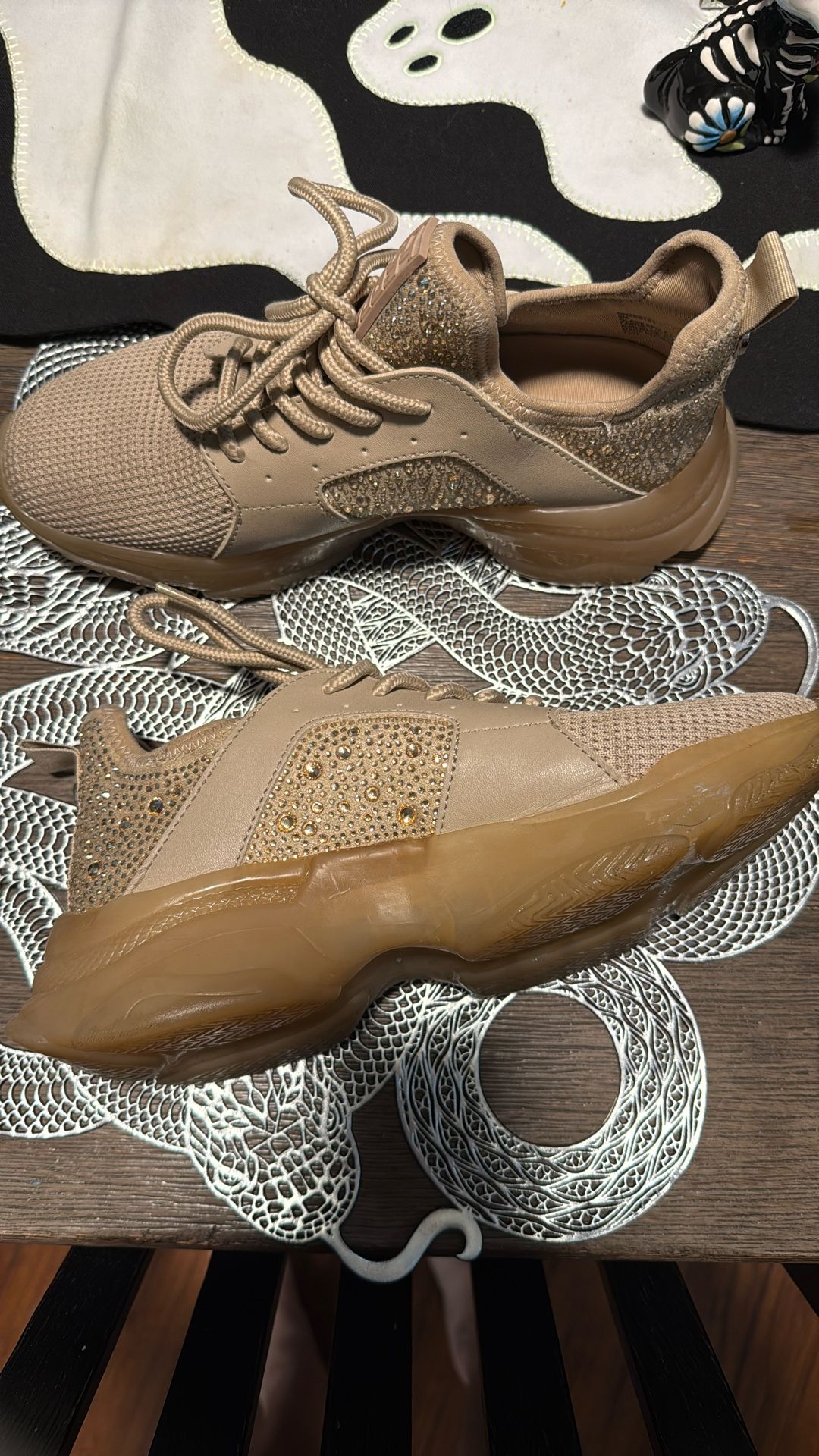 Steve Madden Sneakers Size 9