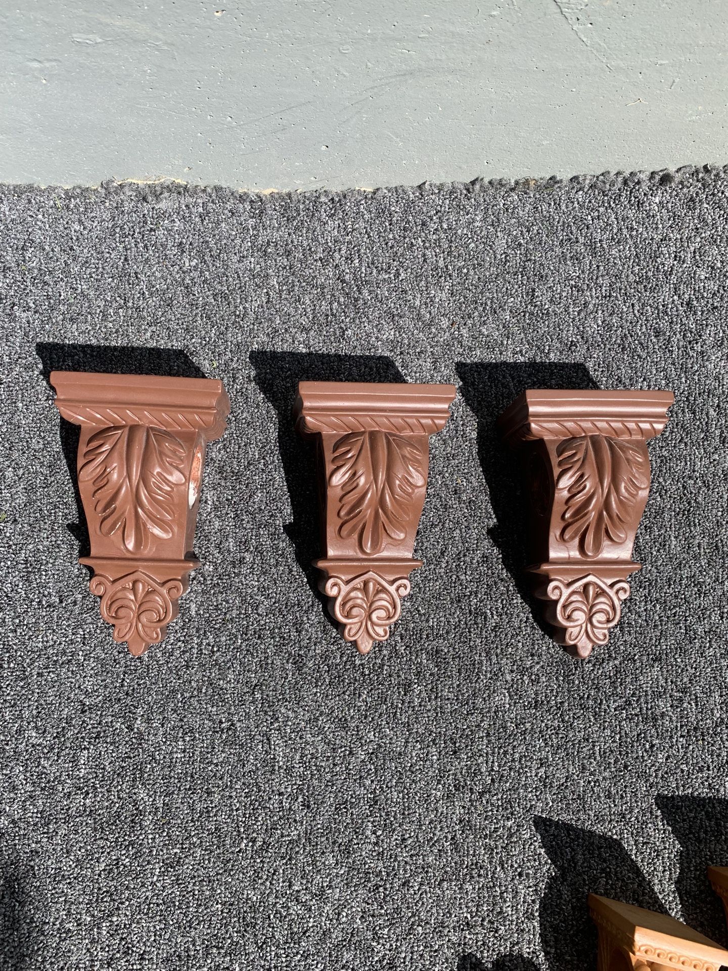 Curtain rod holders.3- pc for $10 .