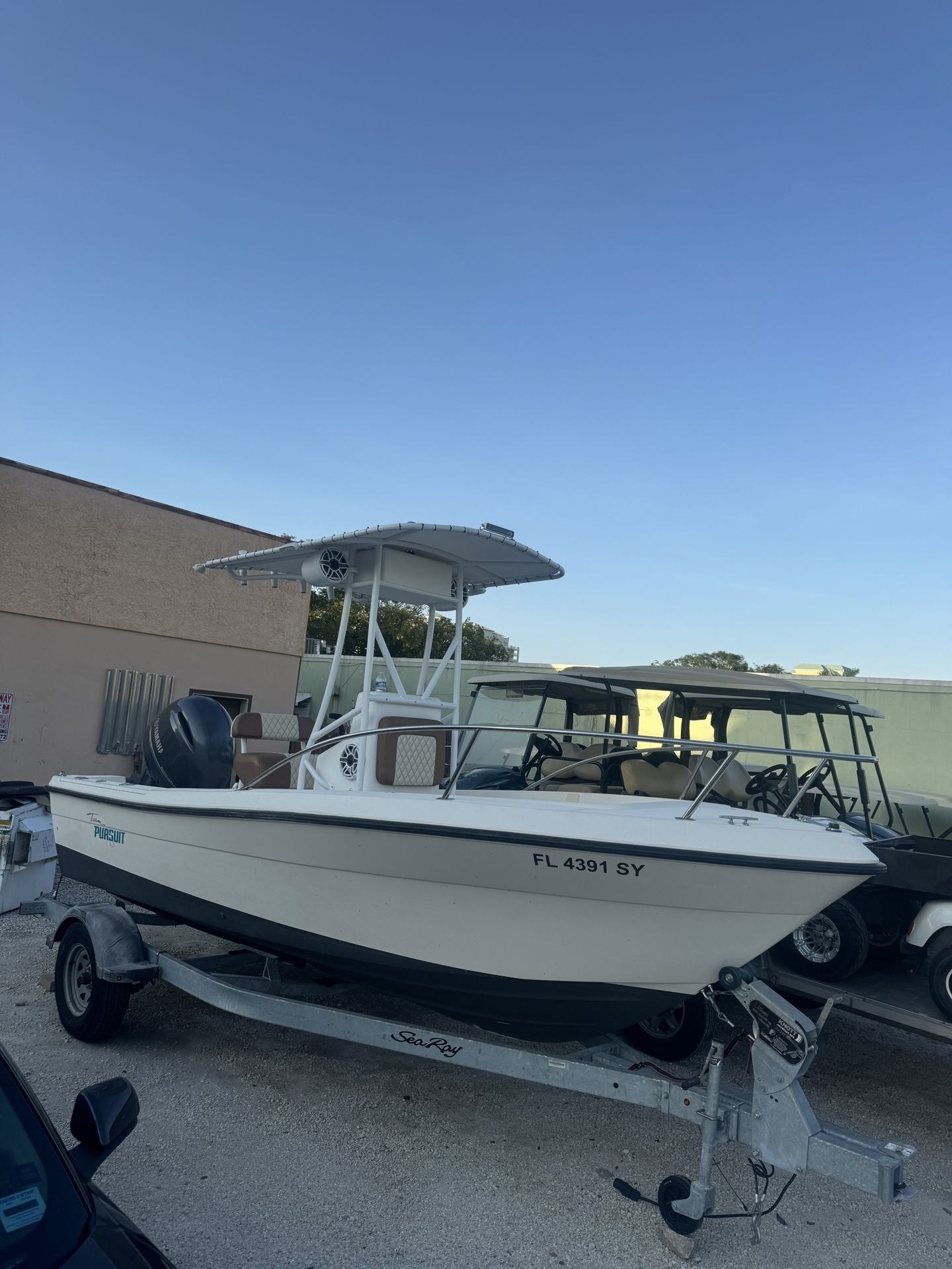 1998 Pursuit Only 150 Hours On The Engine. Just Refurbished!