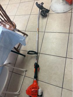 21.2 cc Gas 2-Stroke Lawn Edger like new $210