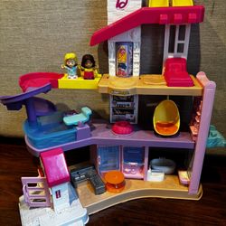 Barbie Fisher-Price Little People Barbie Dream House