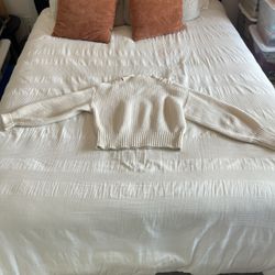 Women’s Small Express Sweater