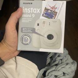 Fujifilm Instax Mini 9 (white)